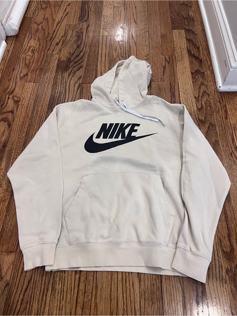 Nike Men’s Hoodie Casual Sportswear Club Fleece Logo Beige Size Small